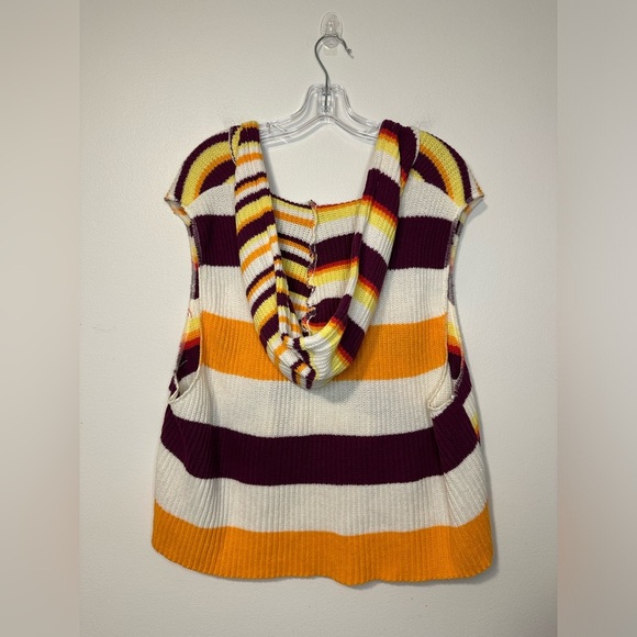 BDG Reid Hooded Sweater Vest Size XS Knit Cropped Oversized Beach Boho - Picture 5 of 8
